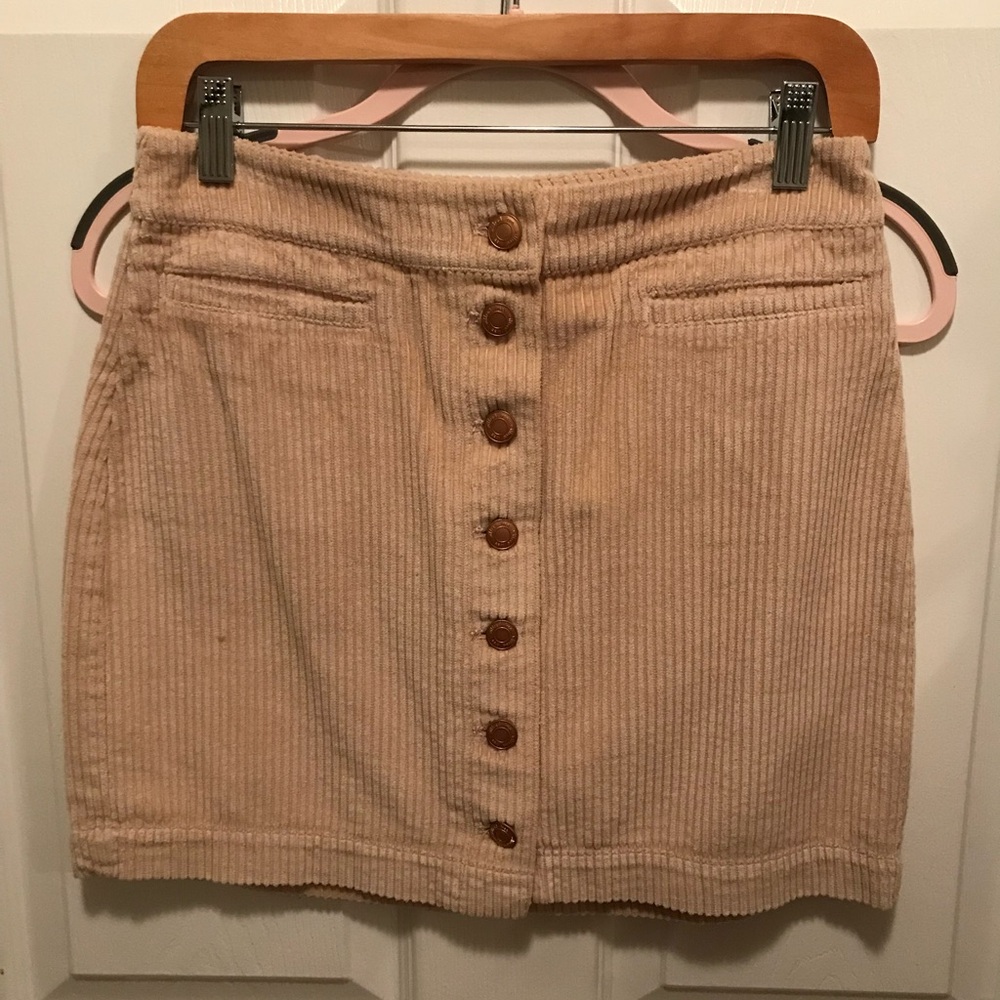 Wilfred Free (Aritzia) Corduroy Mini Skirt